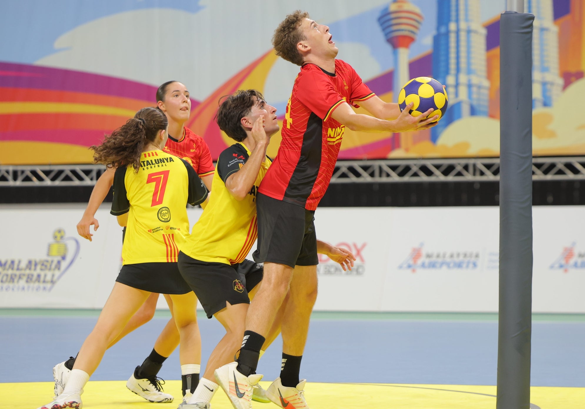 Imatge del partit entre Bèlgica i Catalunya en el Mundial de Korfbal sub-21 | Marco Spelten - IKF