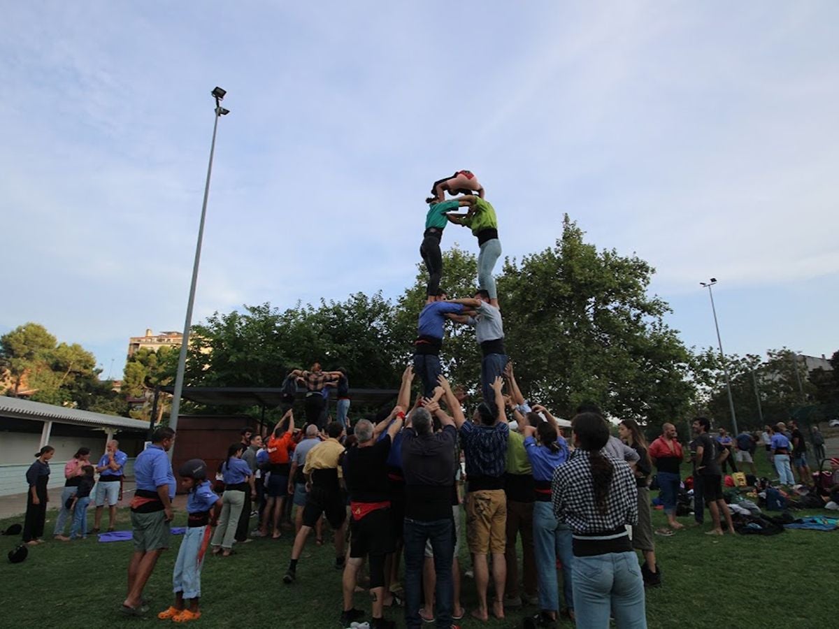 Assaig dels Minyons de Terrassa a la piscina de Vallparadís | Minyons