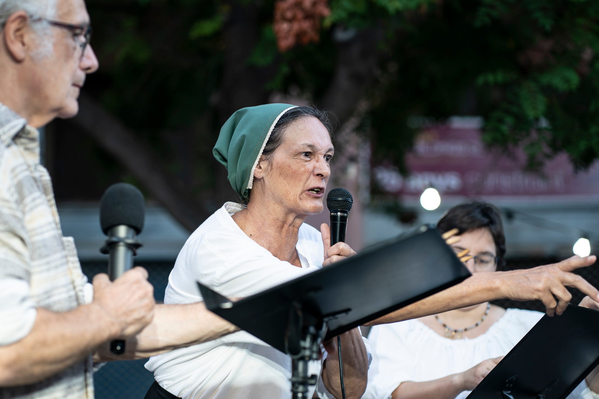 La plaça Vella de Terrassa ha acollit aquest dijous, l'acte de commemoració dels Fets del 3, 4 i 5 de setembre de 1713. Convocat per ANC, Consell per la República, Òmnium i Cants de Llibertat, ha comptat amb la participació de convidats vinguts des de Menorcs i grups de cultura popular de Terrassa. L'efemèride commemora els fets que van tenir aquells dies, amb l’incendi i saqueig de la vila de Terrassa en el marc de la Guerra de Successió, quan les tropes borbòniques de Felip V, comandades pel general Feliciano Bracamonte, van passar per les armes la vila de Terrassa.