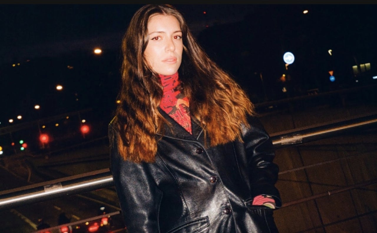 Fotografia promocional de l'artista terrassenca Au Rora | Cecilia Coca