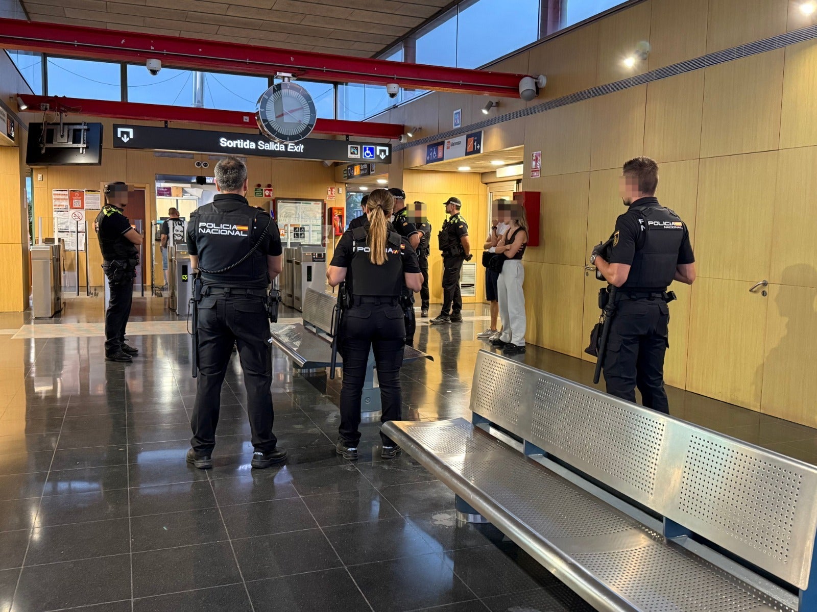 Operatiu policial a l'estació Terrassa Est aquest dimecres 9 de setembre | PMT