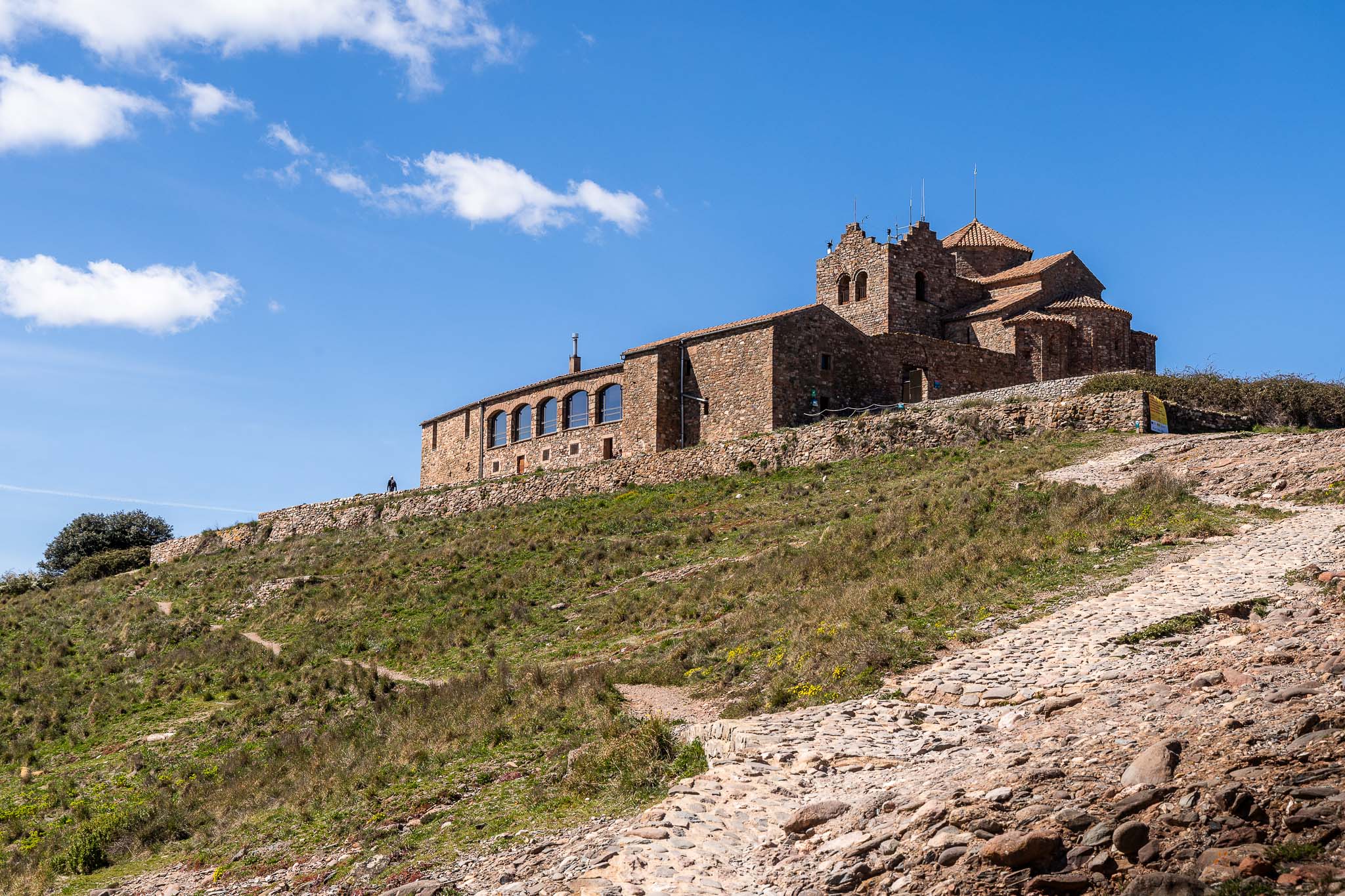Conjunt monumental al cim de la Mola, al Parc Natural de Sant Llorenç del Munt i l'Obac | Ricard Badia - Diputació de Barcelona
