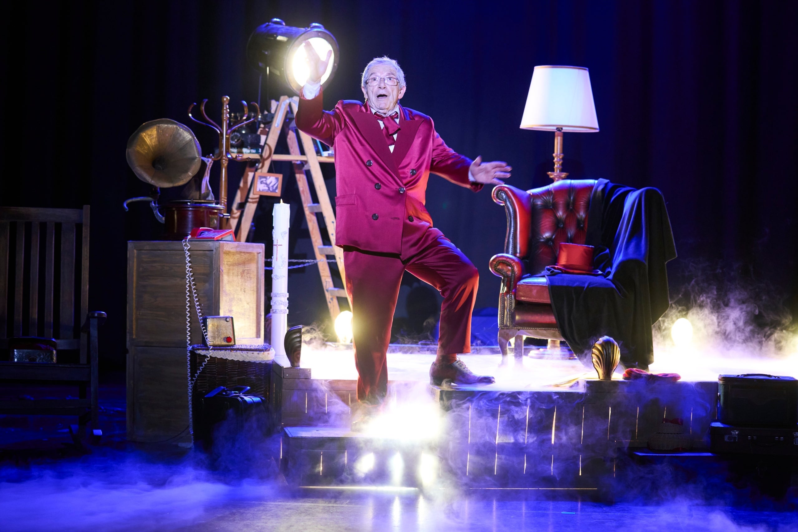 Joan Pera protagonitza 'L'auca del senyor Pera' | Via LaFact
