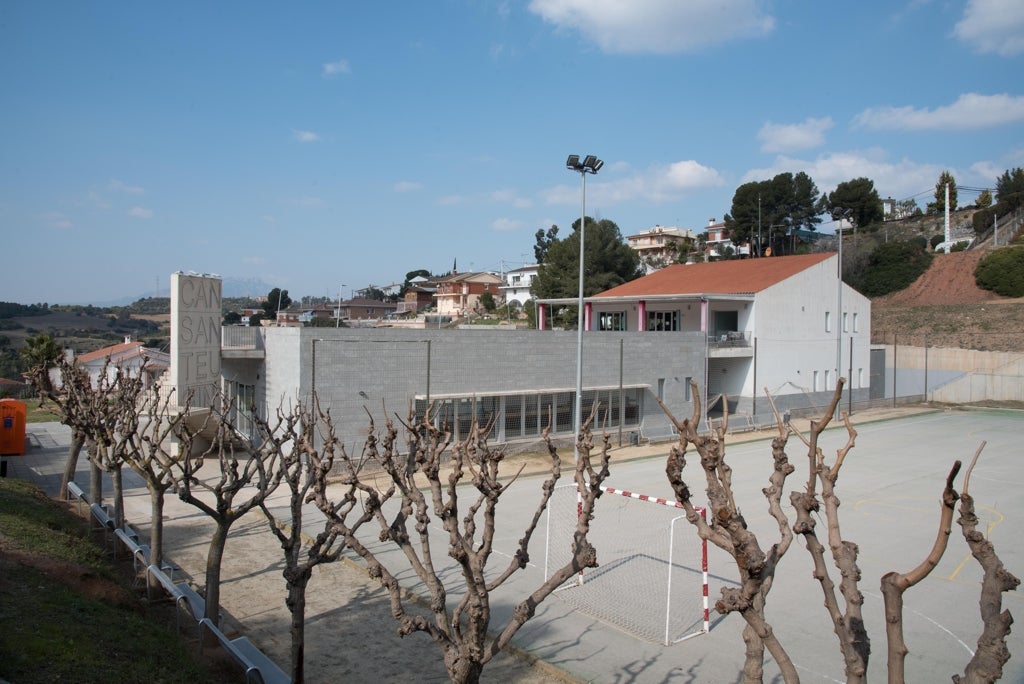 Centre cívic Can Santeugini / Aleix Mateu