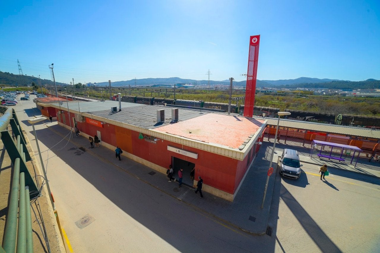 Estació de Renfe de Castellbisbal / Aleix Mateu. Via Ajuntament de Castellbisbal