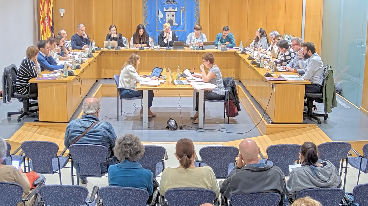 Ple municipal del 30 d'octubre / Ajuntament de Castellbisbal