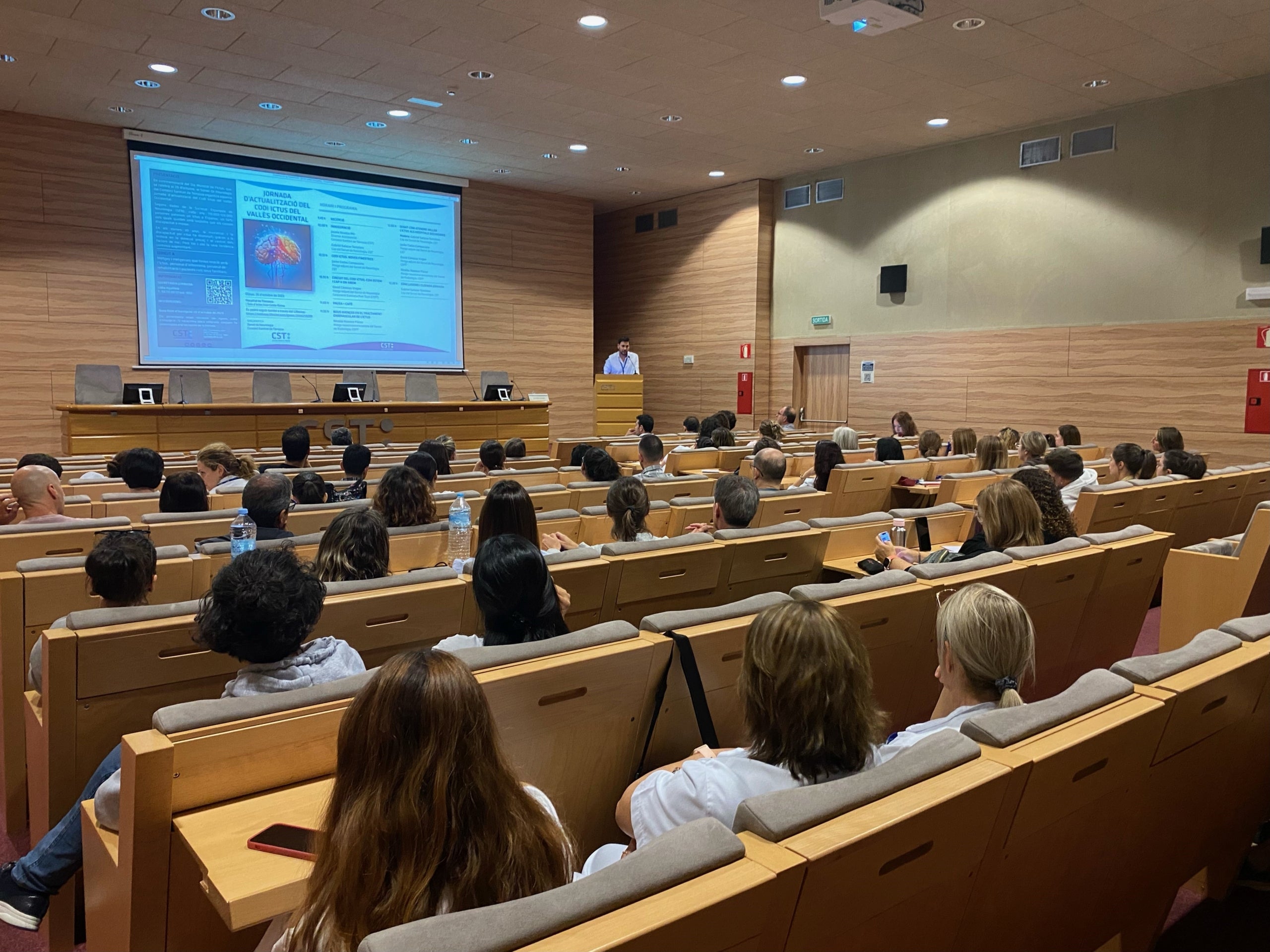 El CST celebra la jornada d'actualització del codi Ictus del Vallès Occidental / CST