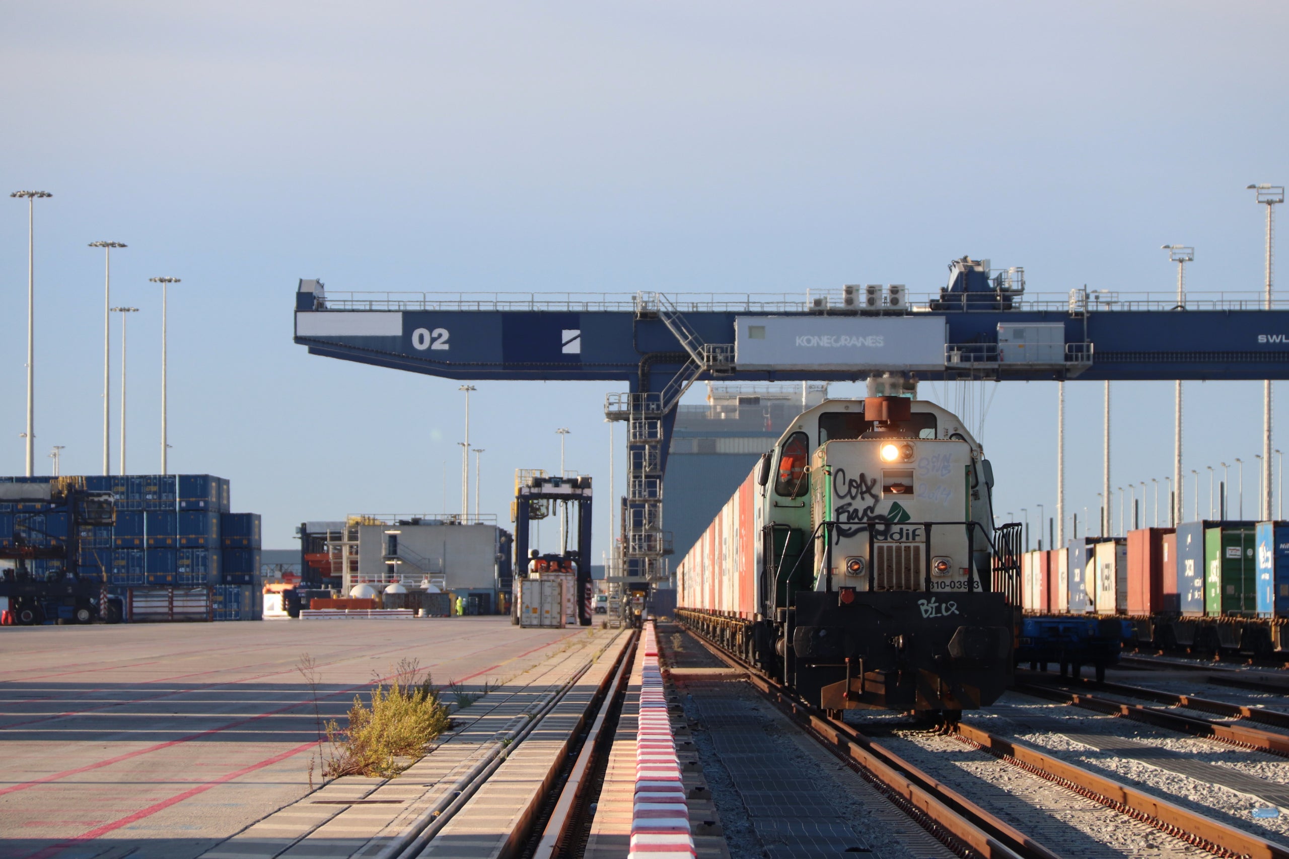 Locomotora al port de Barcelona / ACN