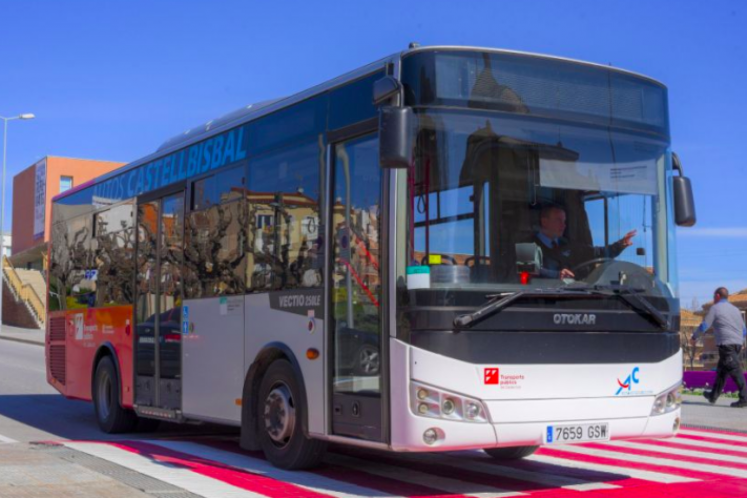 Bus que porta de Castellbisbal a Barcelona / Aleix Mateu