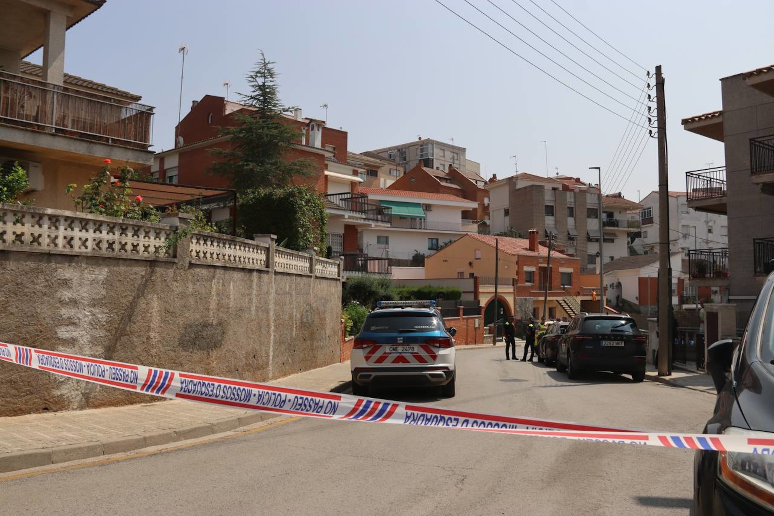 Cordó policial dels Mossos d'Esquadra a Castellbisbal / ACN