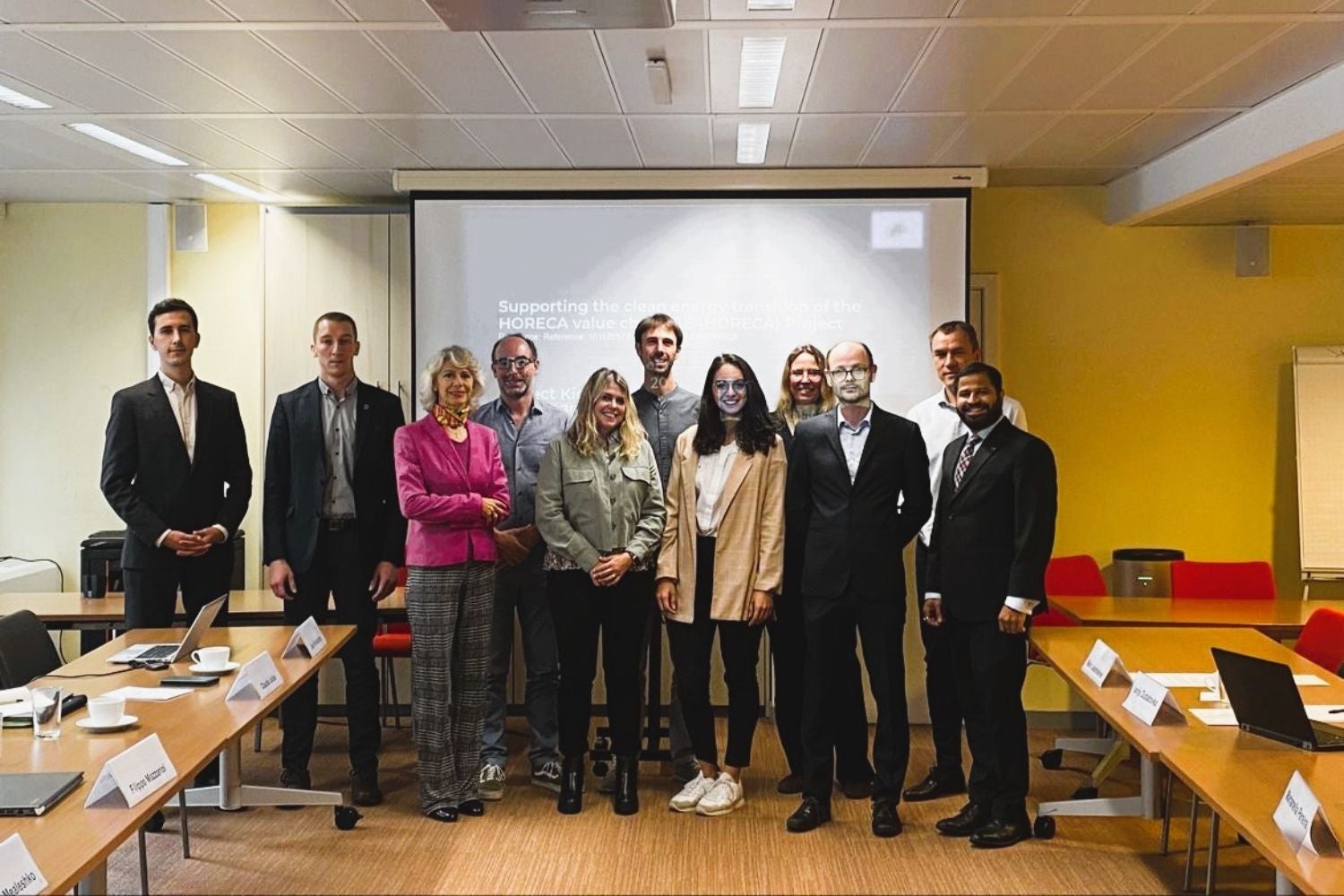 Representants de les vuit empreses de la demarcació de la Cambra de Comerç de Terrassa / Cambra de Comerç de Terrassa
