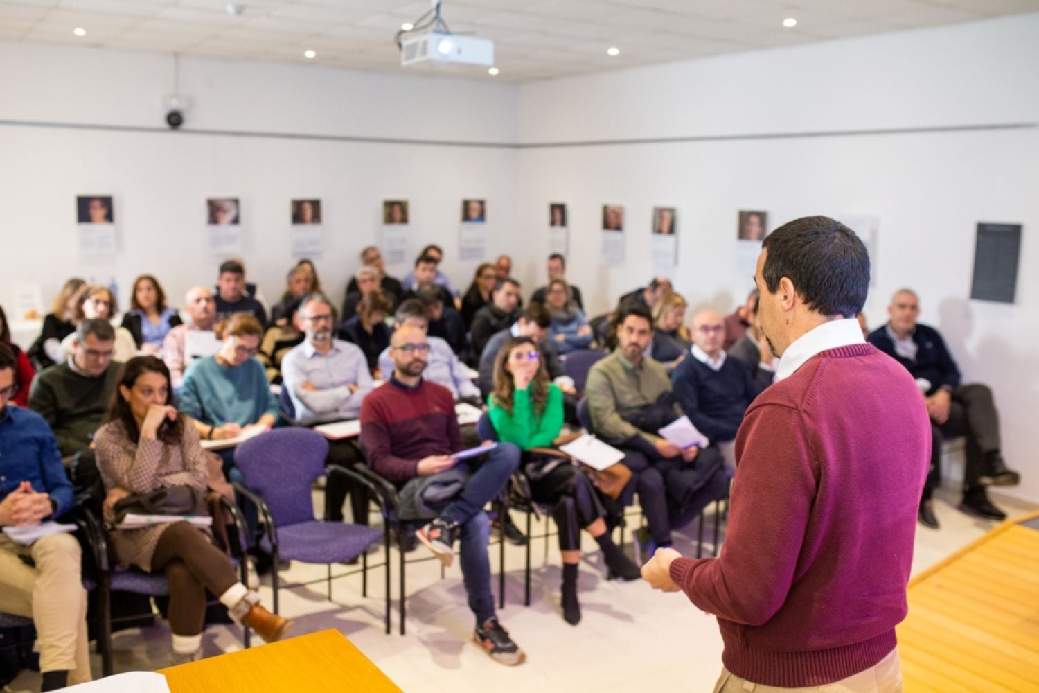 Imatge d'una de les sessions formatives adreçades al teixit empresarial | Ajuntament de Castellbisbal