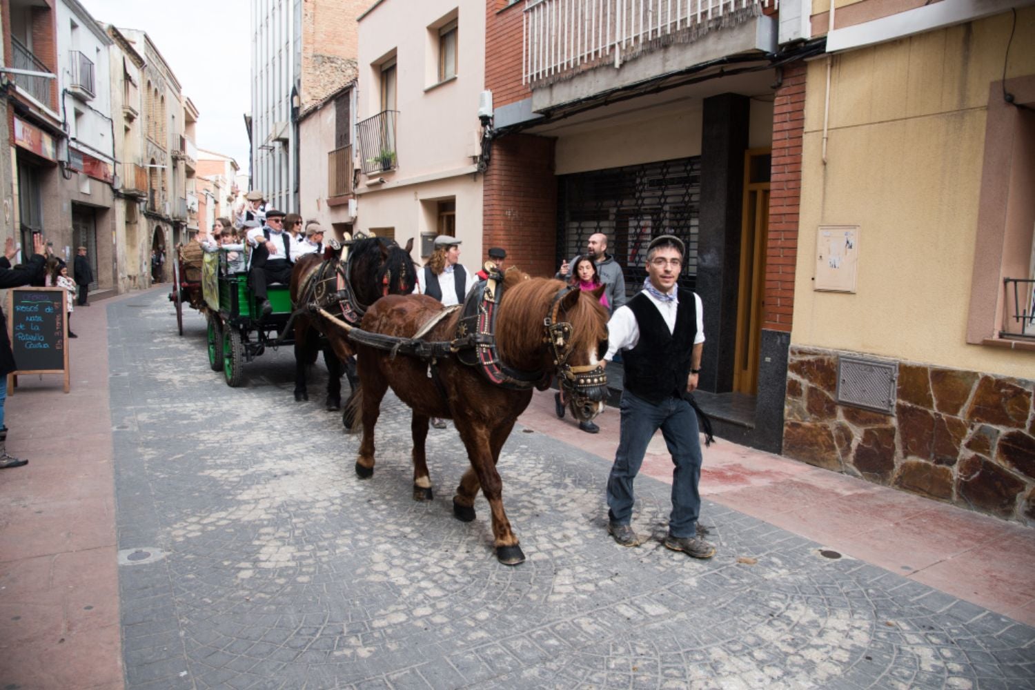 Els Tres Tombs a Castellbisbal | Ajuntament de Castellbisbal
