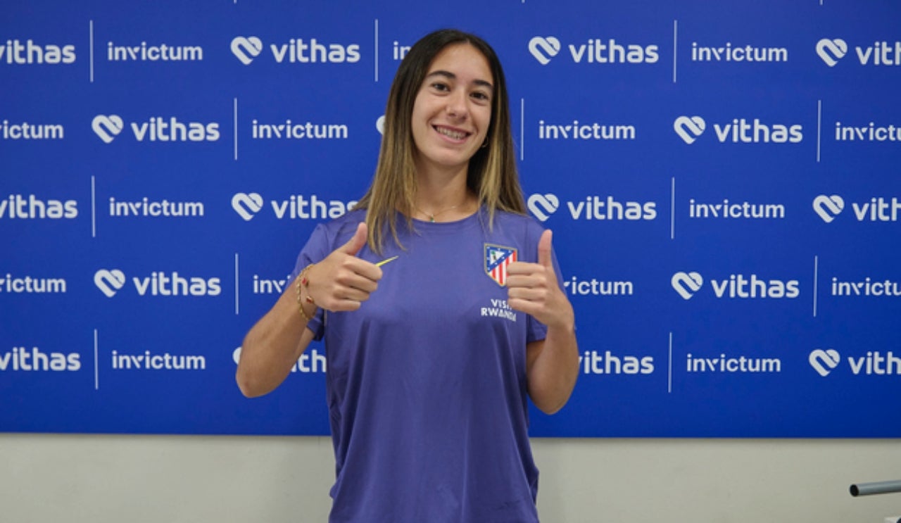 Júlia Bartel amb la samarreta de l'Atlético de Madrid | Atlético de Madrid