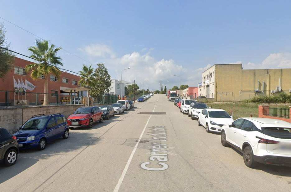Tallat el carrer Indústria durant un mes per obres al clavagueram | G.M.